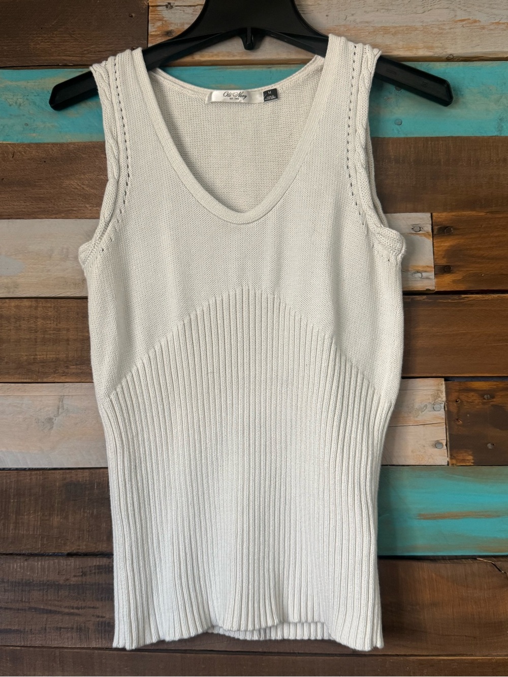 Old Navy V Neck Rib Knit Sweater Tank Top Off White Ivory Cream | Size M